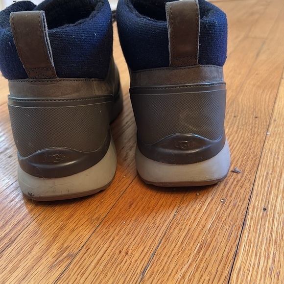 Uggs Men’s Olivert slate boot - Picture 5 of 9